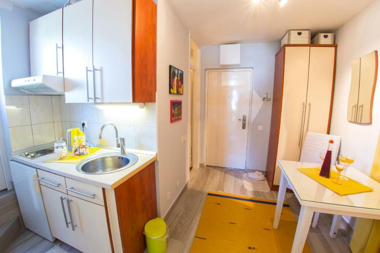Yellow Lily Mostar Apartman Εξωτερικό φωτογραφία