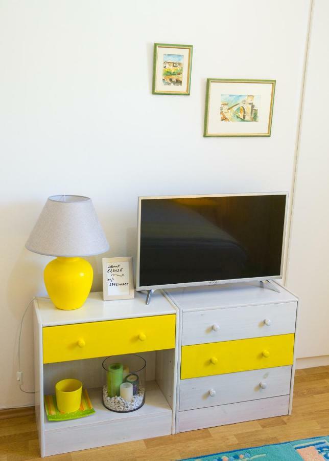 Yellow Lily Mostar Apartman Εξωτερικό φωτογραφία