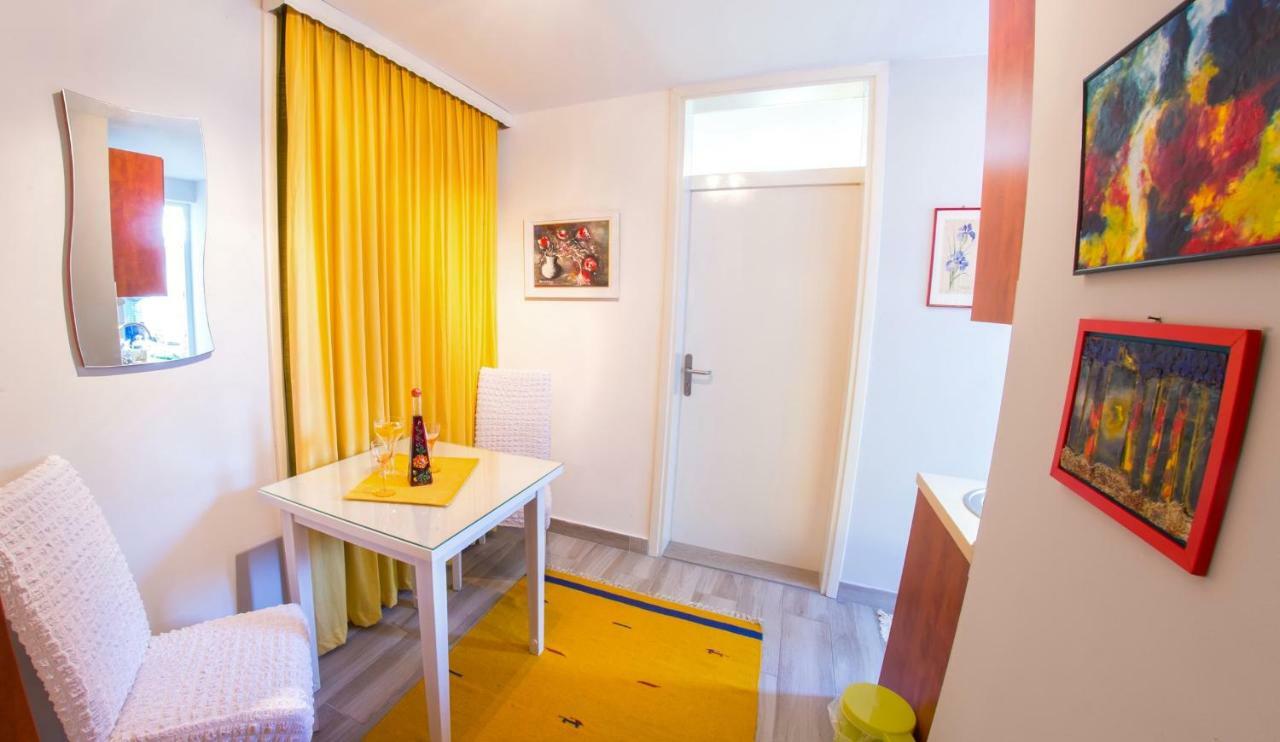 Yellow Lily Mostar Apartman Εξωτερικό φωτογραφία