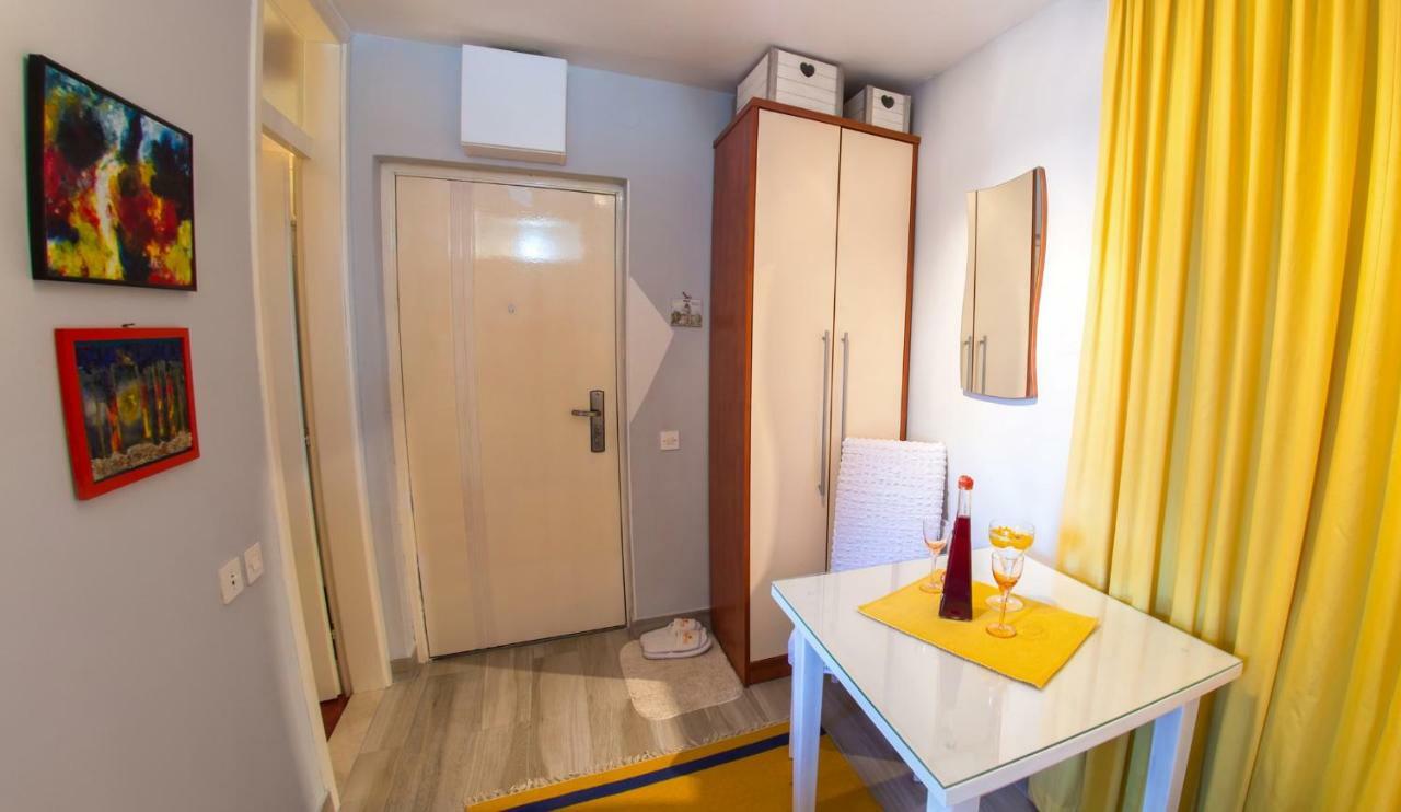 Yellow Lily Mostar Apartman Εξωτερικό φωτογραφία